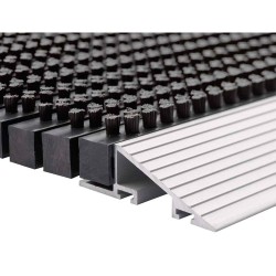 Outline Deurmat - Borstelmat -  schoonloopmat - buitenmat - 80 x 50 cm met alumium strip
